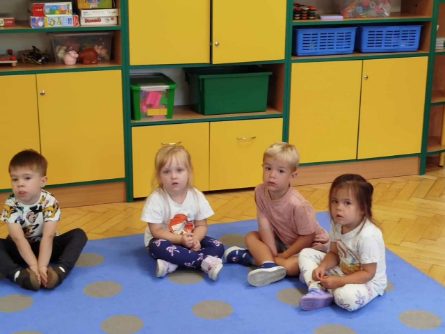 25d9e14d-9057-4eeb-a989-da36d7e80839