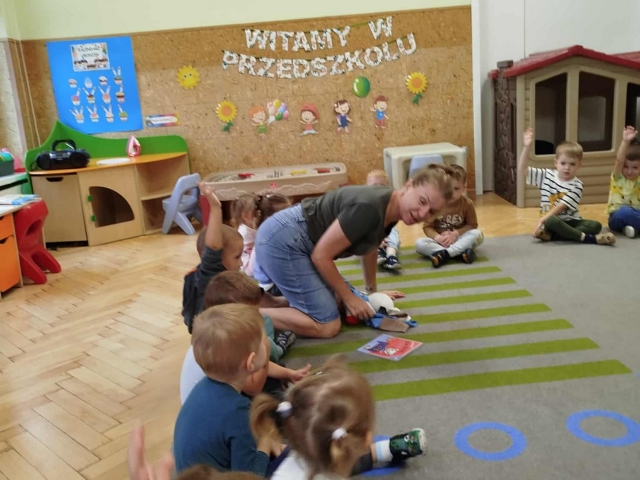 2e555776-9eb6-4f68-88f4-cd87edf441d0