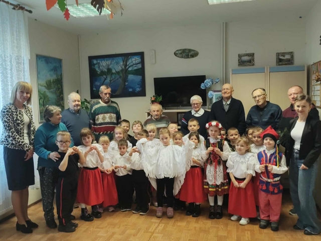 6b7154e0-ab94-4b6e-b38c-ba21914a8f3f