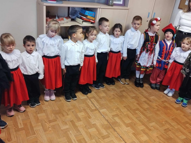 b1da6c51-f0e4-4b64-a964-95fe892835fc